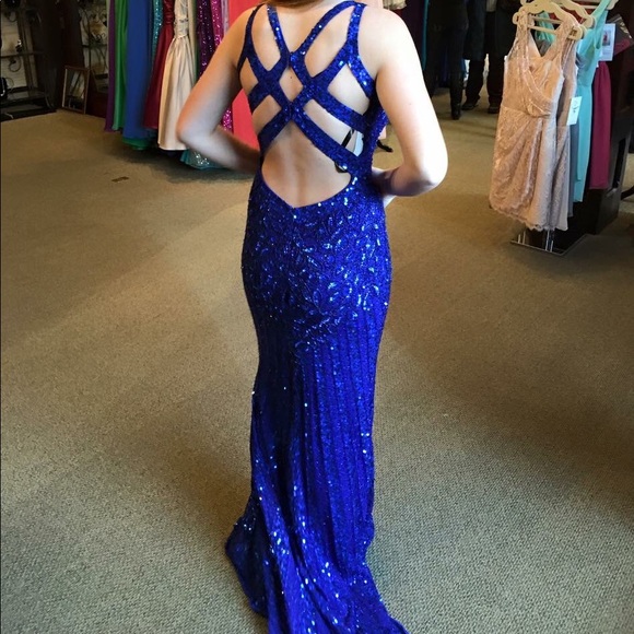 Prom Dress - Picture 1 of 2